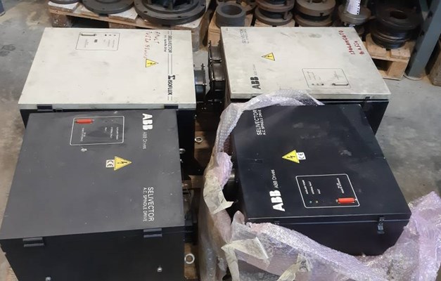 AZIONAMENTI MANDRINO ABB tipo CAARS USATI