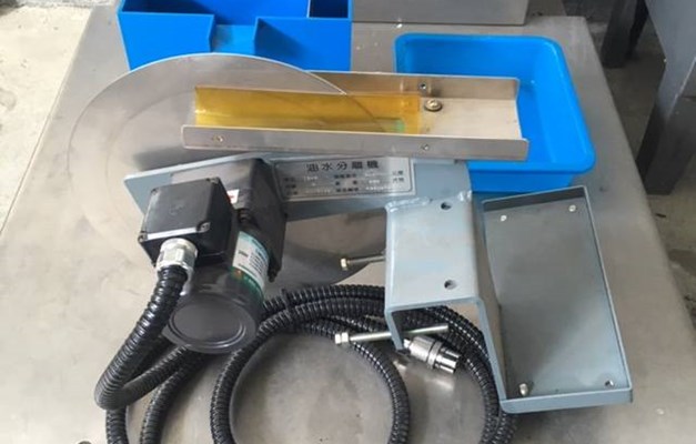 DISOLEATORE.oil skimmer